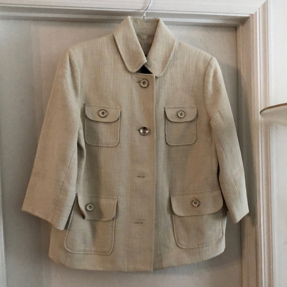 Brand New! New York and Company Chic Beige Button-Up Jacket